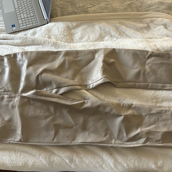 THE MELINA PANT Size 4 regular✨✨ - Picture 3 of 3